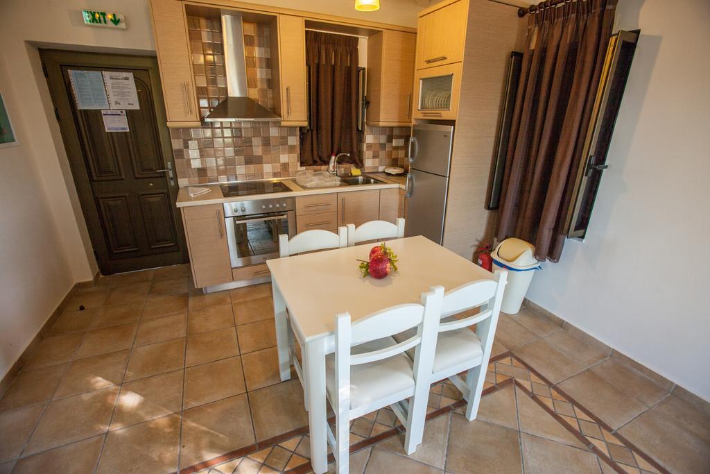 Kolokotronis Hotel & Spa Stoupa Luaran gambar