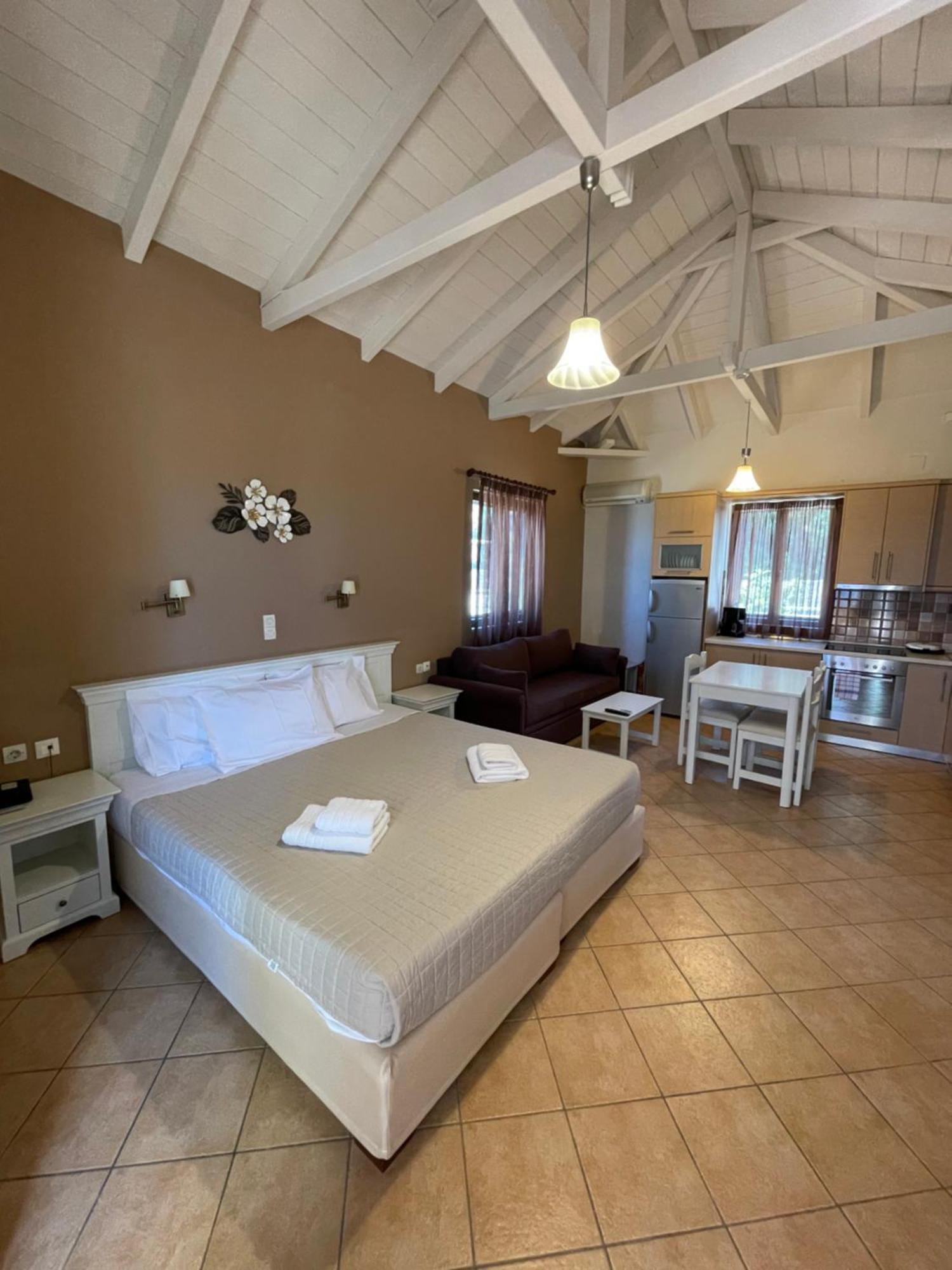 Kolokotronis Hotel & Spa Stoupa Luaran gambar