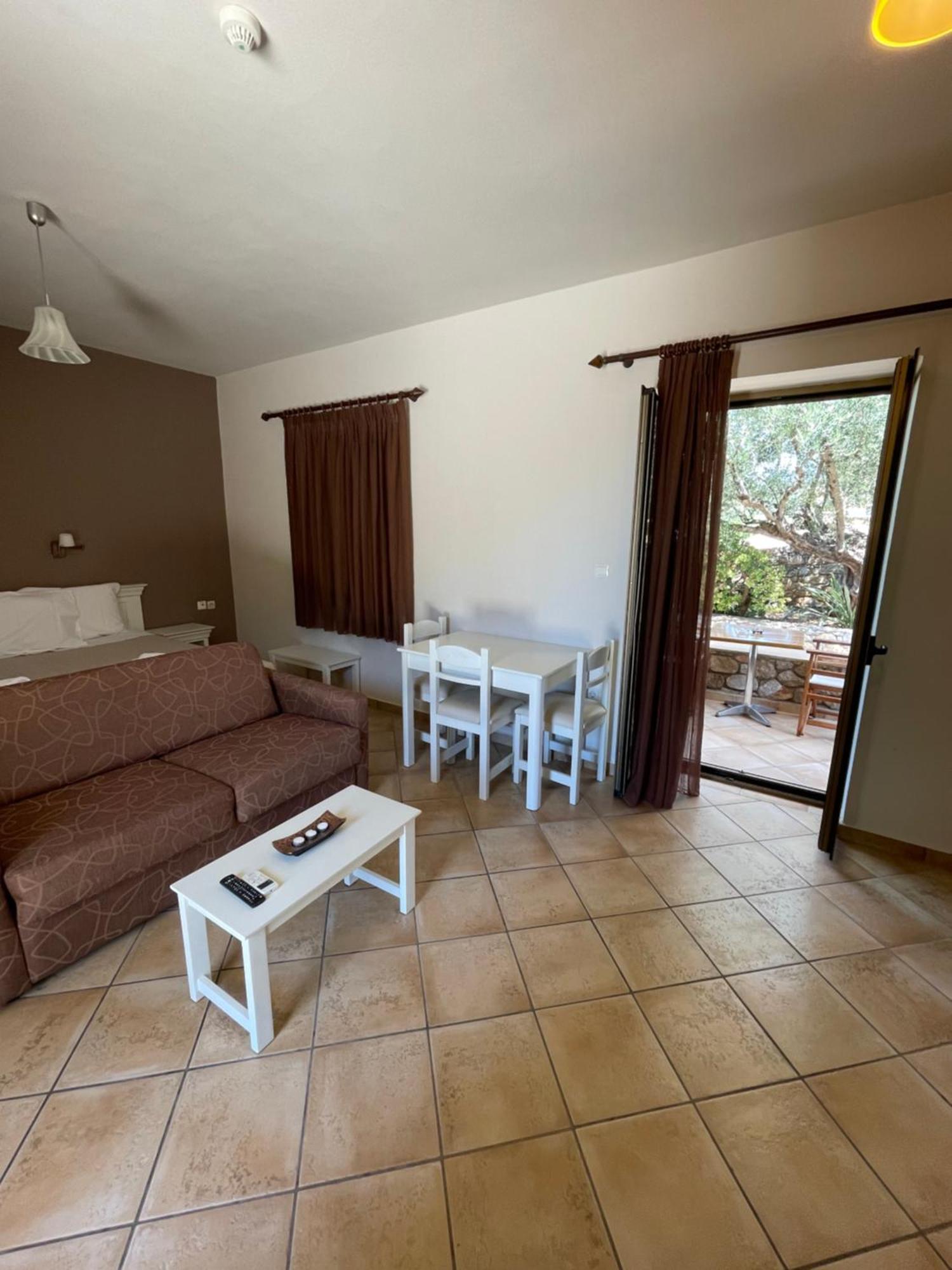 Kolokotronis Hotel & Spa Stoupa Luaran gambar